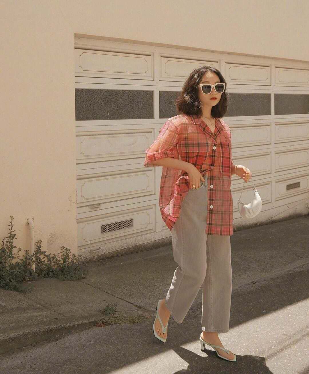 中年女人怎么穿衣能舒适又好看呢,中年女人穿衣的忌讳