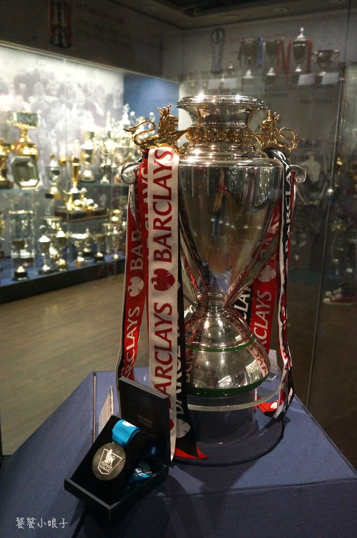 c罗重返曼联穿几号球衣,探秘更衣室