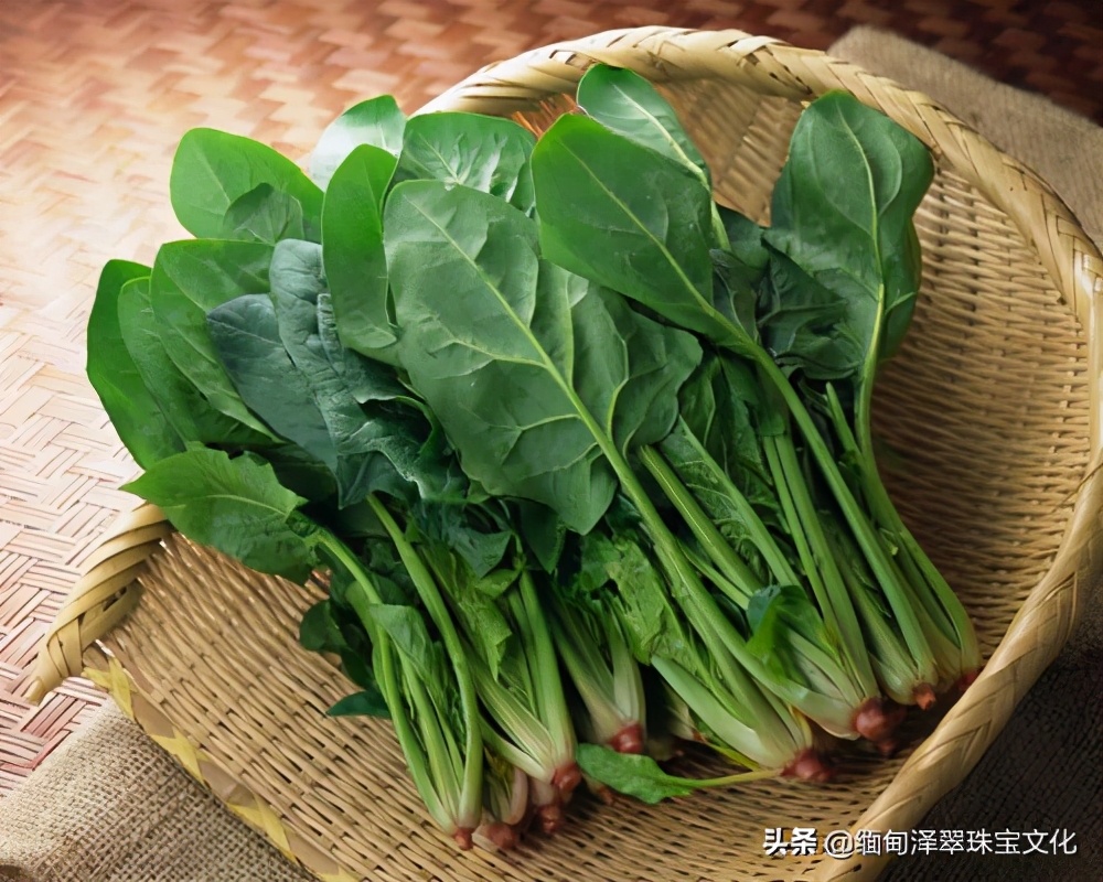 翡翠颜色的细节分类详解,翡翠帝王绿玉髓图片大全