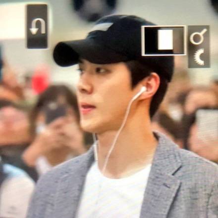 吴世勋素颜被拍,吴世勋首尔飞马尼拉机场