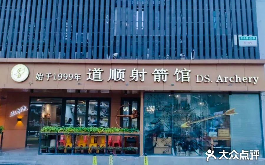 乘风破浪万茜怎么火的,万茜乘风破浪为什么那么多人喜欢