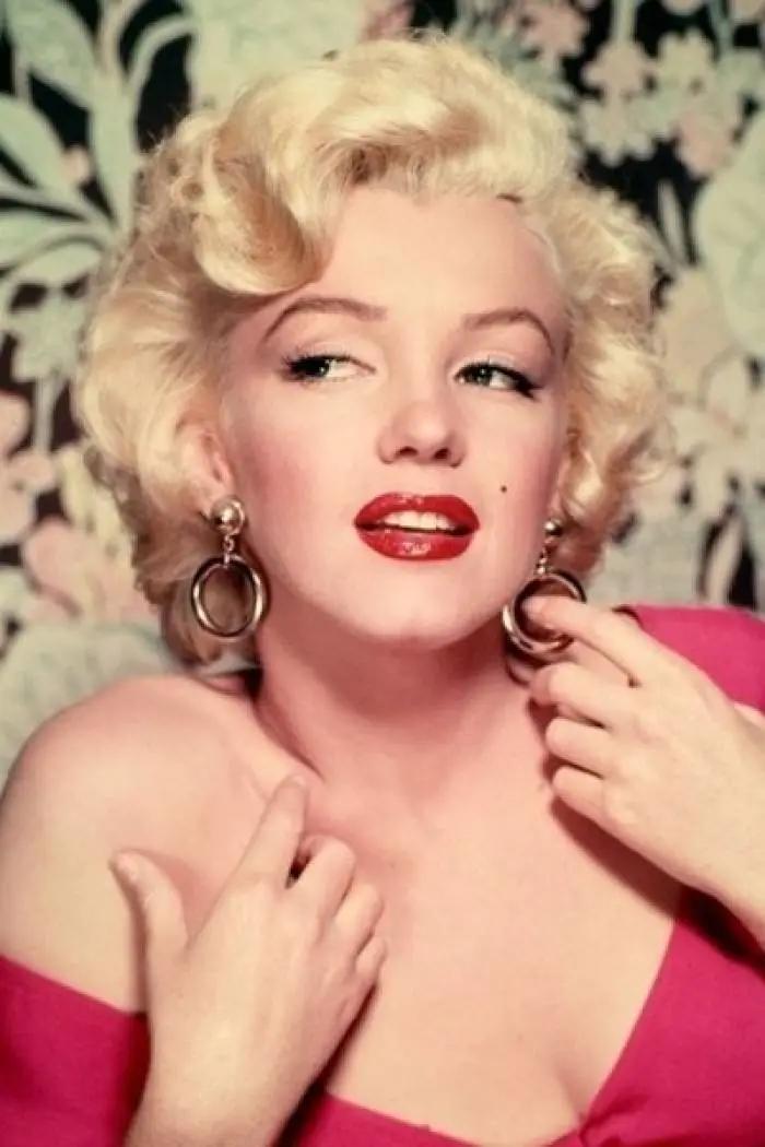 无美颜无滤镜真实才是最美的,无美颜无滤镜前的我可以很美