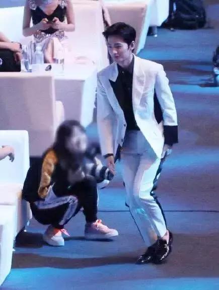 站姐都是怎么p图的,站姐们拍的照片