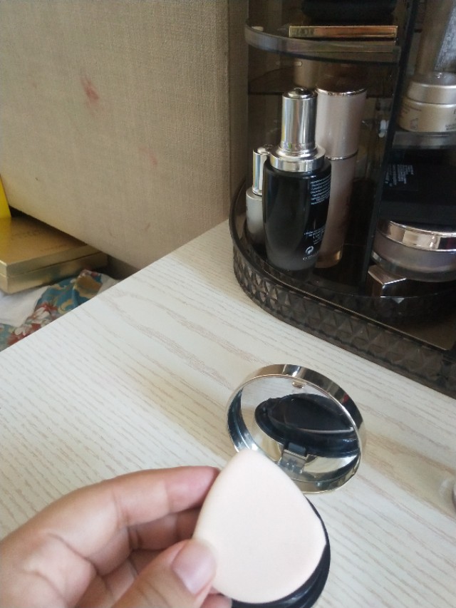 兰蔻御用彩妆师粉底教程,兰蔻菁纯彩妆使用方法