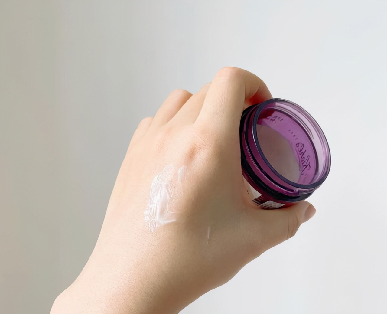 新款香奈儿金砖面霜,雅诗兰黛抗老淡纹面霜