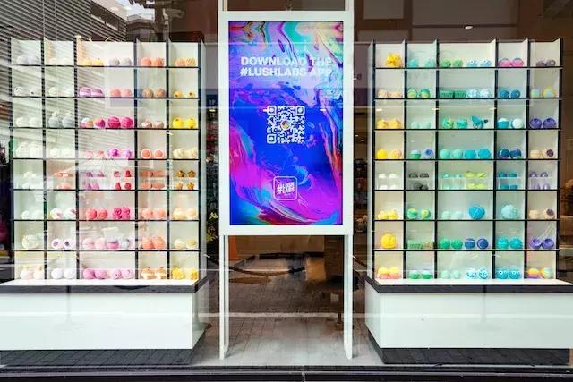 prada伦敦,prada郑州开店