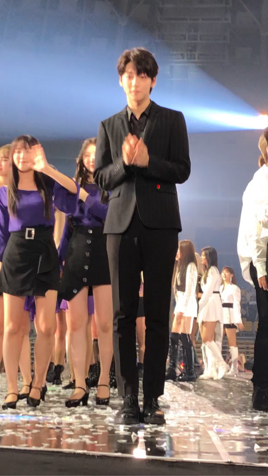 txt出道颁奖典礼,txt获奖感言