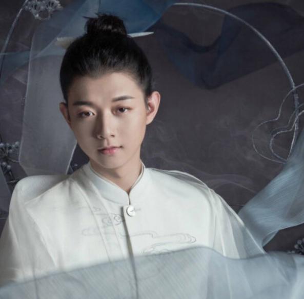 陈岚力挺霍金,陈岚为什么这么帮郭碧婷