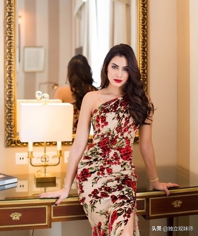 扎伊内布阿扎姆,扎伊纳布阿扎姆