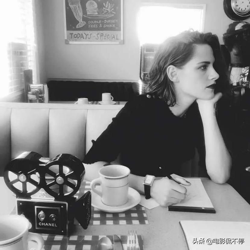 带蕾丝女友见家长?这部合家欢同性电影竟然这么嗨