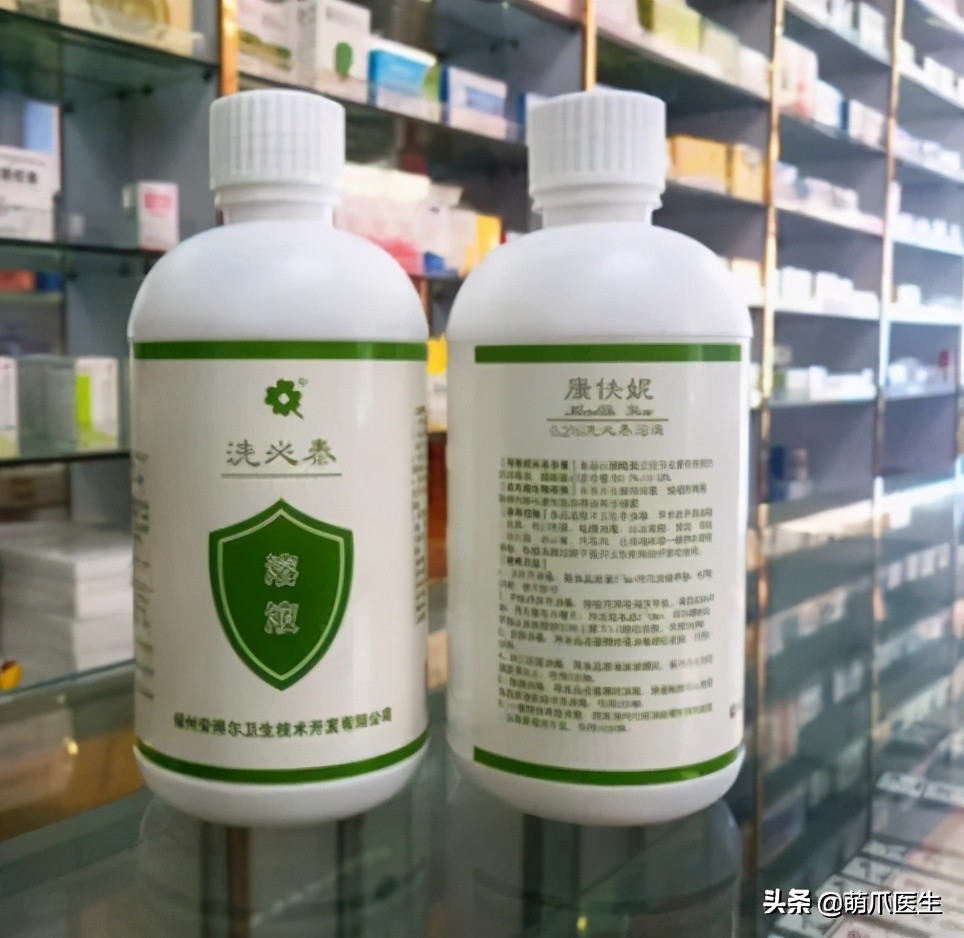 给猫挤黑头，结果挤出5颗“白色米粒”……