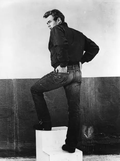 男生牛仔裤不洗,十年不洗牛仔裤