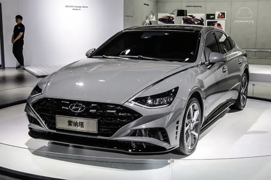 汉兰达跟高尔夫怎么选,汉兰达对比高尔夫哪个更值得买