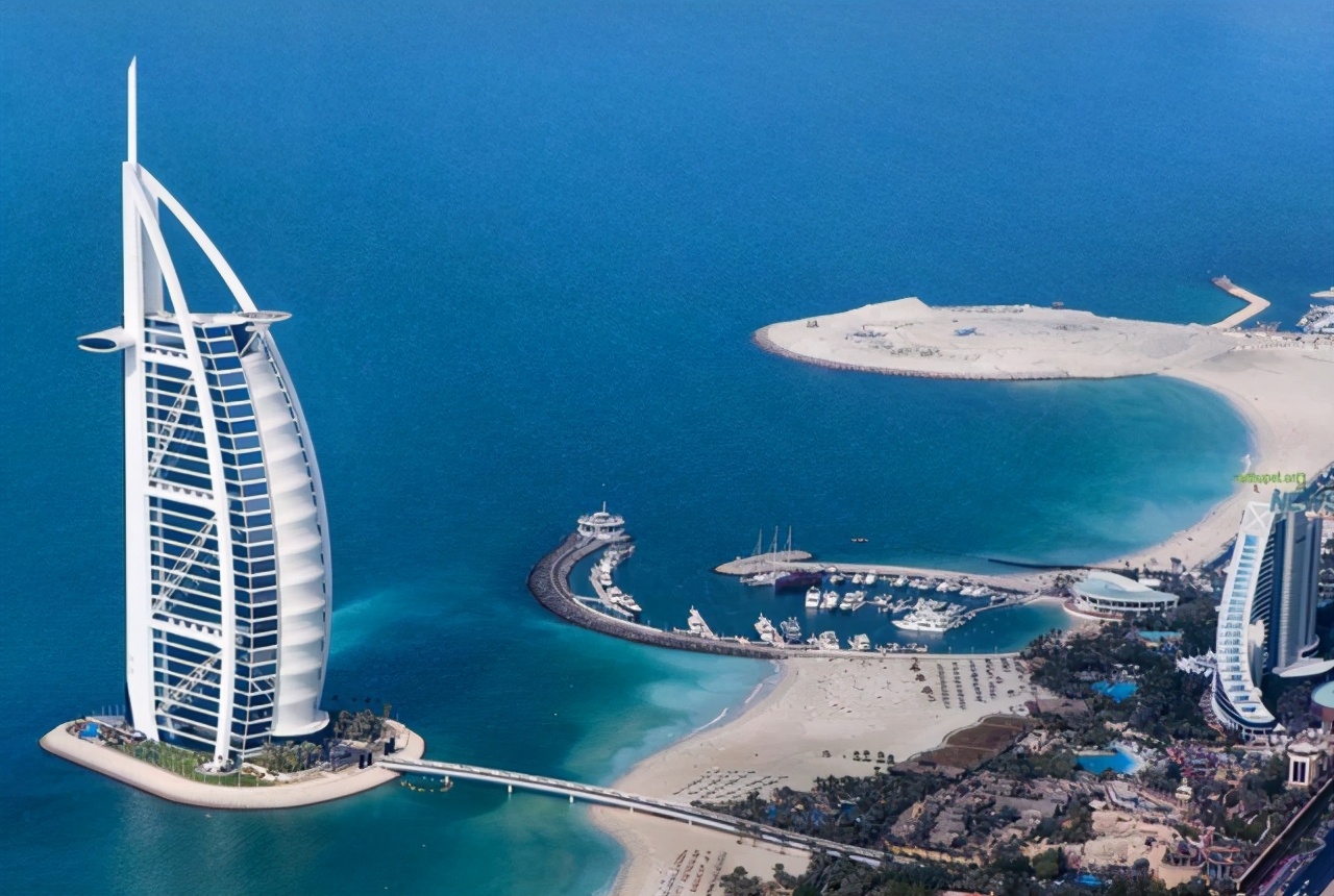 拥有百亿马场豪车无数，娶六名妻妾，迪拜国王的人生让人眼红