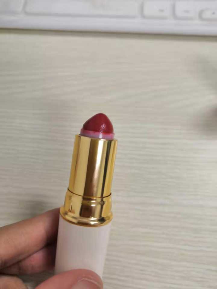 冷肤色适合的口红,冷肤色口红必买色号