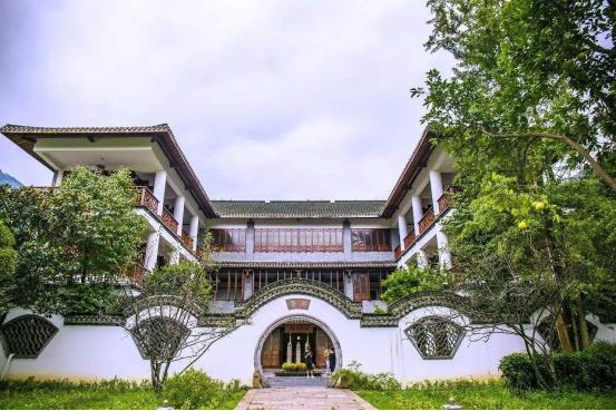 离成都1.5小时车程藏了一个小江南，连石板都是从乌镇运来的！