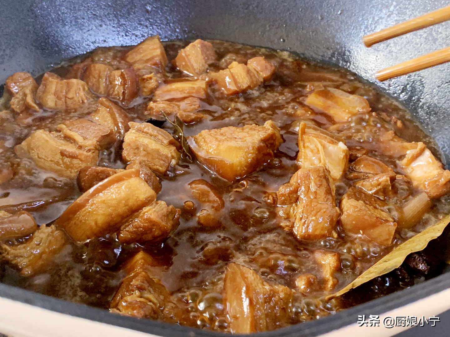 白吉馍和潼关肉夹馍的做法全过程,早餐别再吃油条包子