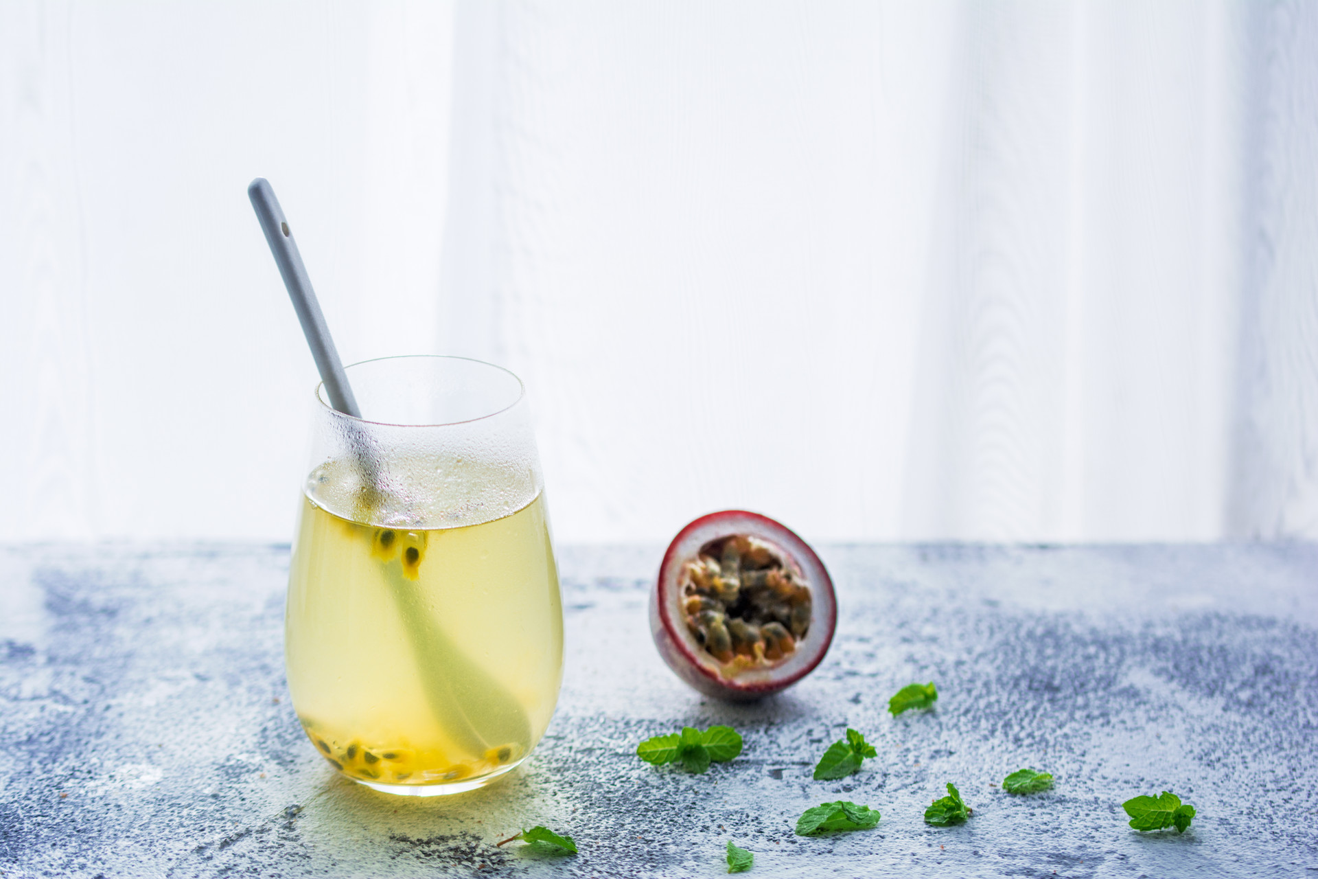 四十岁的女人把桃花运转为贵人运,为什么女人五十岁有桃花运呢