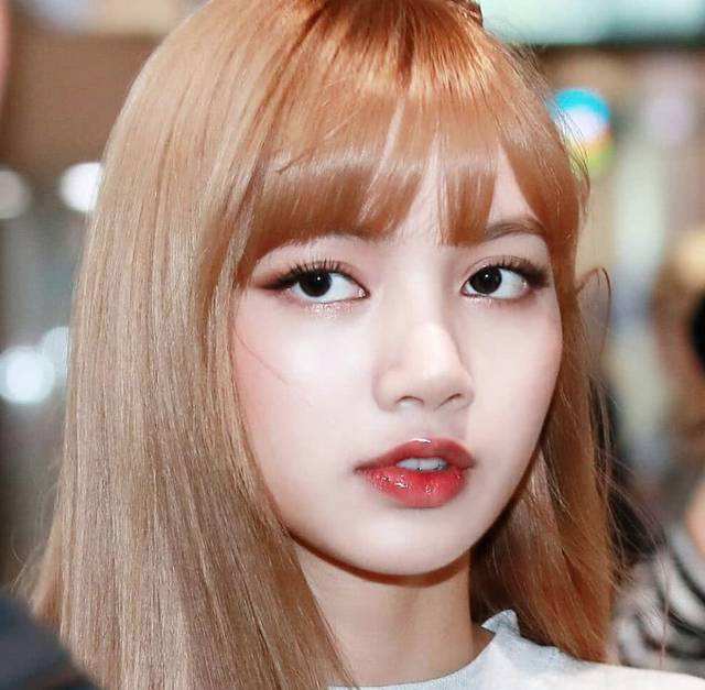 lisa睫毛膏,lisa同款眼妆