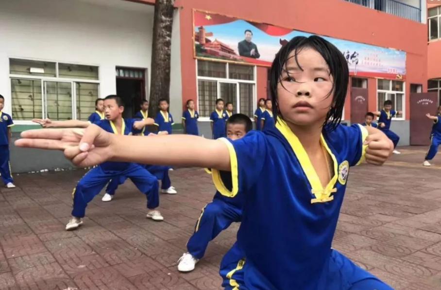 小孩一运动出汗浑身冰凉,小孩一运动出汗就感冒