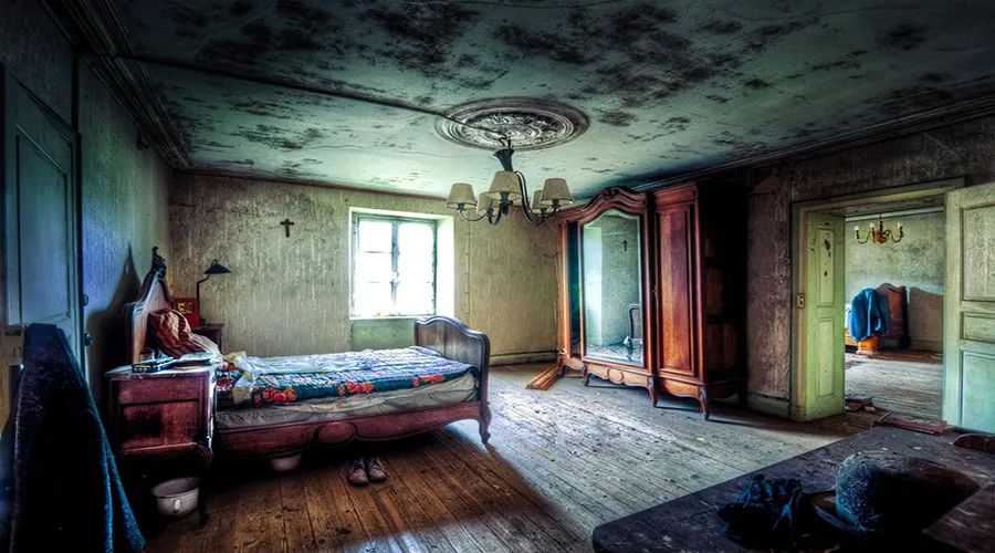 潮湿天气硅藻泥墙面发黑,天气阴冷下硅藻泥有用吗