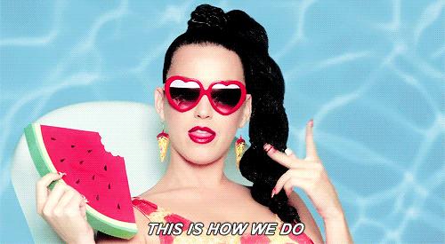 小只试色丨甜到掉渣的早春水果唇，这几支唇膏就能给你！