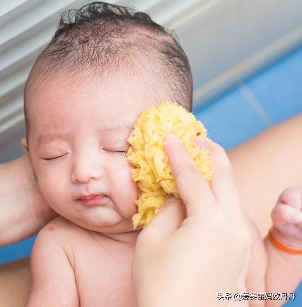 婴儿眼屎多怎么做局部护理,新生儿眼屎多如何护理