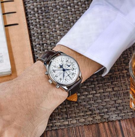 手腕细女生适合戴浪琴哪个系列,年轻人适合戴浪琴什么系列