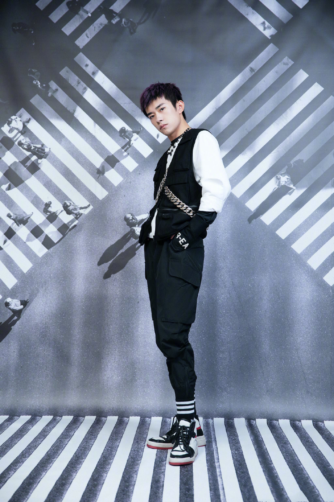 马甲的不同风格穿搭,小众简约风马甲穿搭