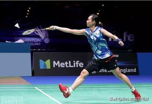 羽毛球假动作适用的球拍,羽毛球假动作真有用吗