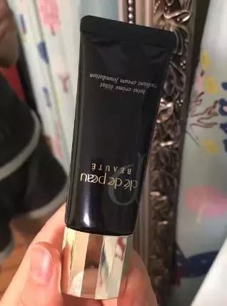 粉底液推荐小仙女,抖音爆款粉底液遮瑕持久不脱妆