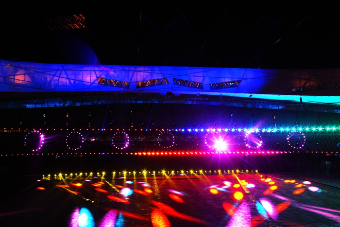 国家奥体中心灯光秀,鸟巢朝阳灯光节