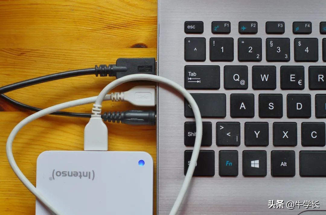 iphone12连接电脑无反应,iphone13promax连接电脑