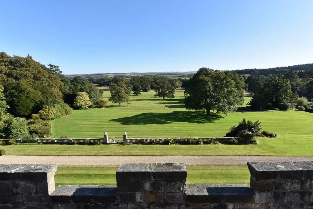 英国伦敦50亩的庄园别墅出售,英国300亩庄园出售