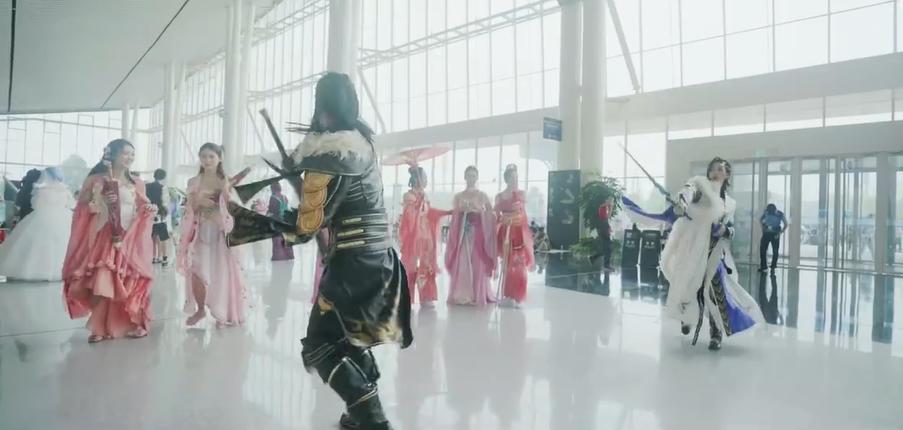 当天刀手游遇上剑三！秀秀和香香吃瓜，双五毒的样子不就是我吗？