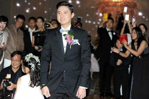 萧亚轩为什么被称为小鲜肉收割机,萧亚轩首谈恋爱过程