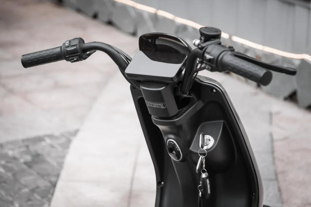 新大洲本田新s07和五羊本田ube对比,新大洲本田s08和五羊本田电动车