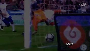 梅西晃倒博阿滕视频无水印高清,巴萨3:0拜仁梅西晃倒博阿滕