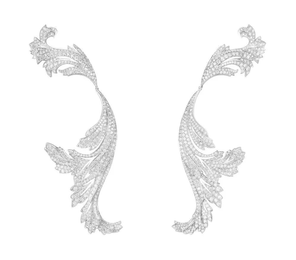 英国女王珠宝传奇,英国女王王冠上的宝石的传奇