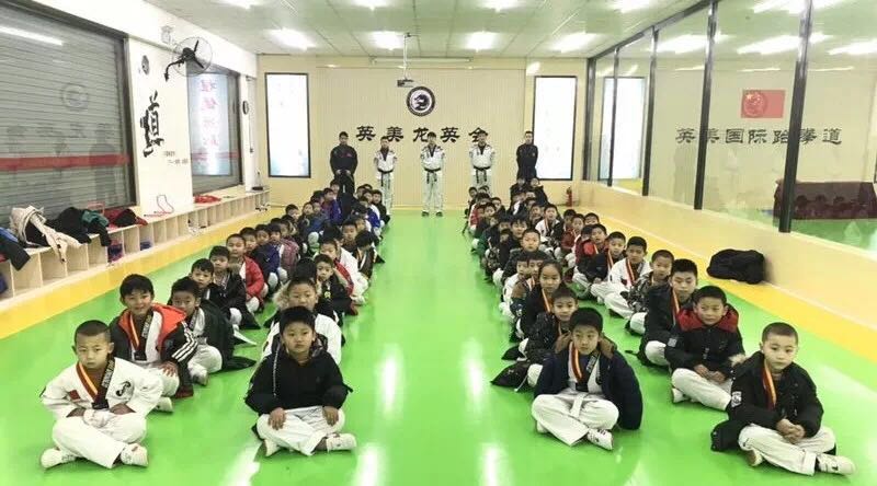 英美艺术教育:青少儿艺术培训创业难做?那是你没选对品牌!