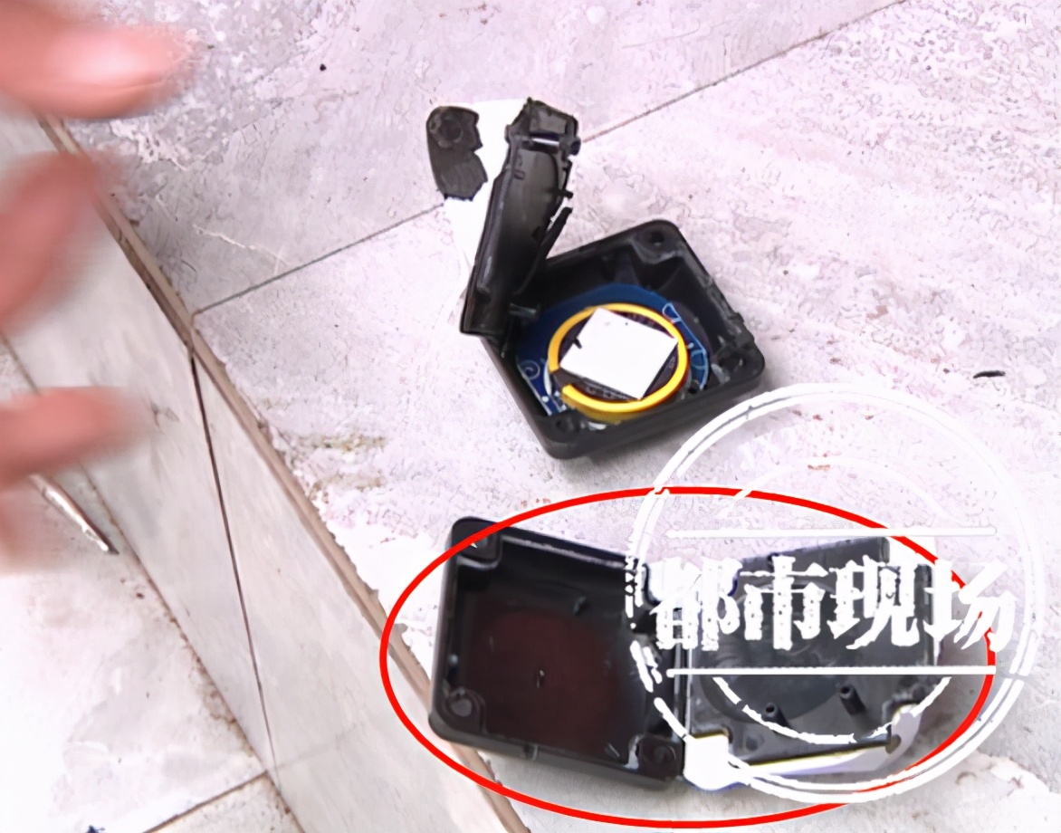 170元电动车gps定位器,买电动车商家贴了个定位器