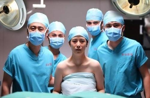 医生辟谣手术,医生辟谣剖腹产出院