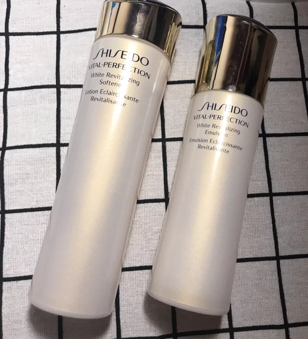 神仙水和黛珂水乳的先后顺序,日本好用水乳套盒