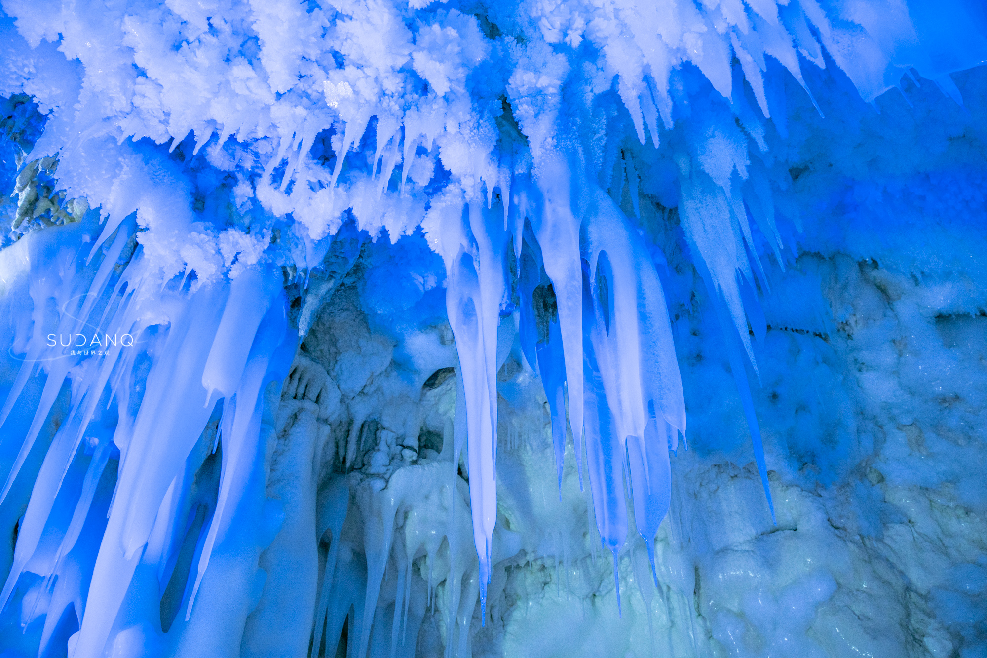 广西哪个山洞最好玩最有名,广西深山最美山洞