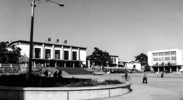 新余火车站什么时间建的,新余火车站新址在哪里