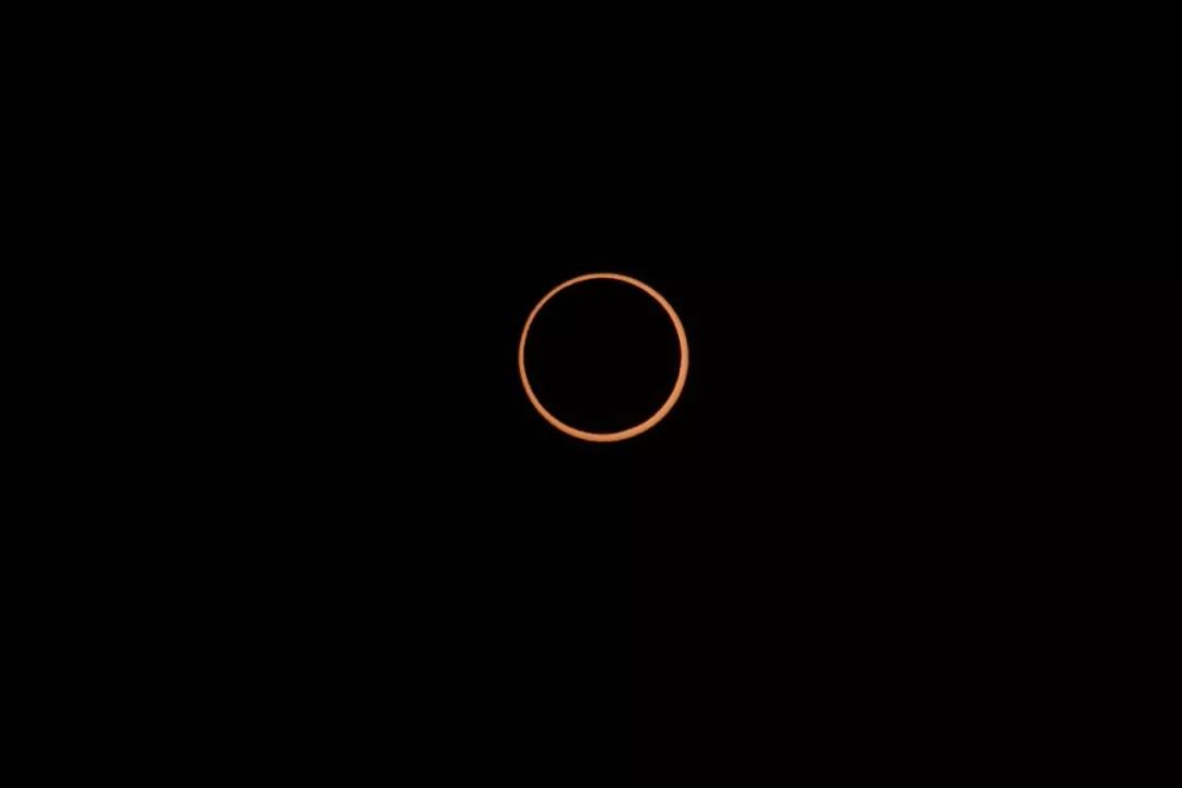 快抬头看！今天福建天空上演“天狗食日”奇观！第一波网友图来了