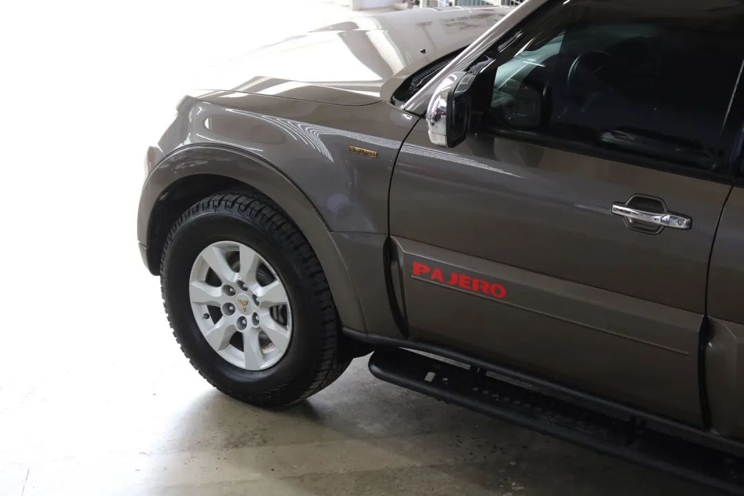 老车翻新修复三菱帕杰罗v97,帕杰罗v97整车整备翻新长视频