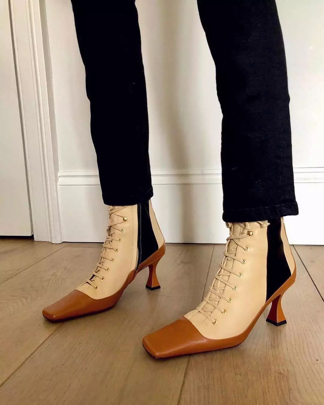 秋冬流行的靴子就买这3双,今年冬天必入款靴子