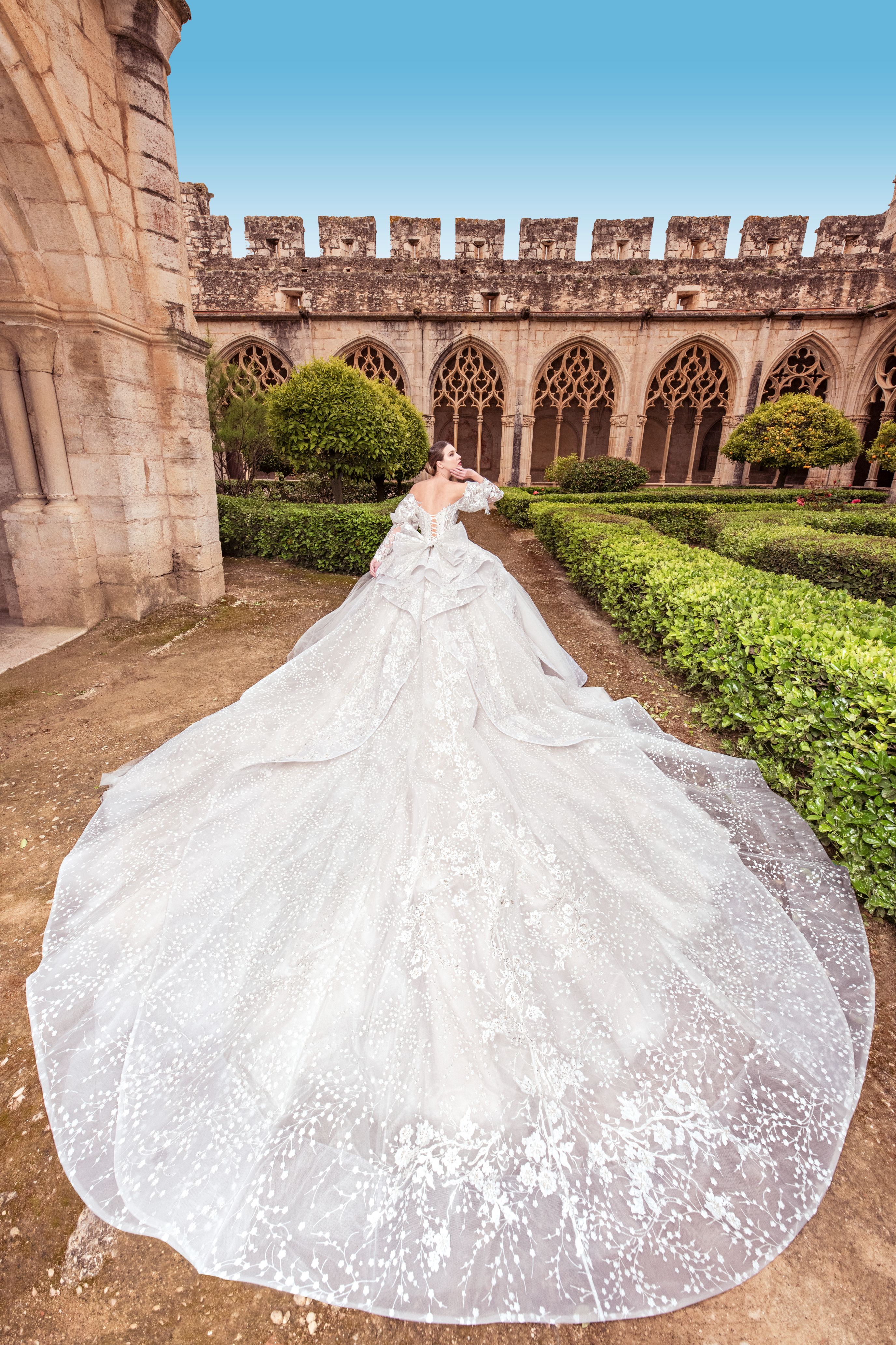 世界顶级婚纱高级定制,婚纱高级定制设计