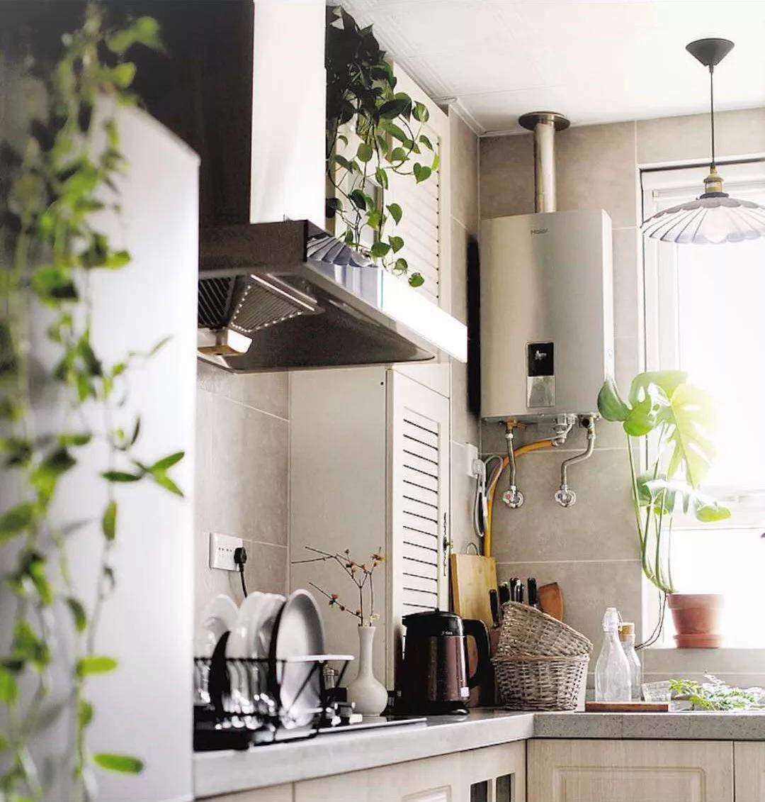 小夫妻98㎡家意外走红!登北京地铁广告,这个家才是都市里的奢侈